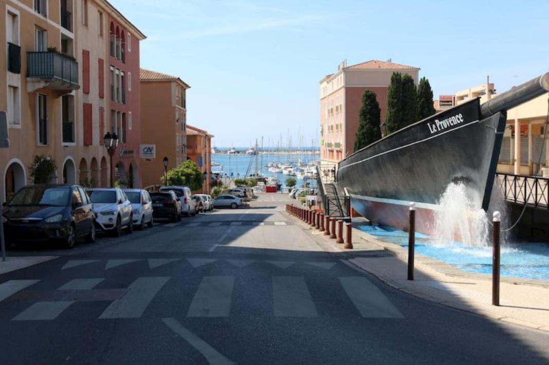 Appartement Les Terrasses Du Port Esterno foto
