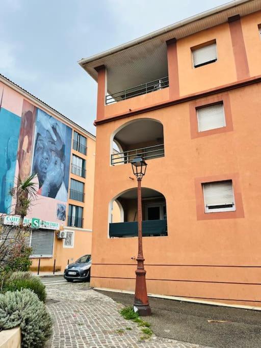 Appartement Les Terrasses Du Port Esterno foto