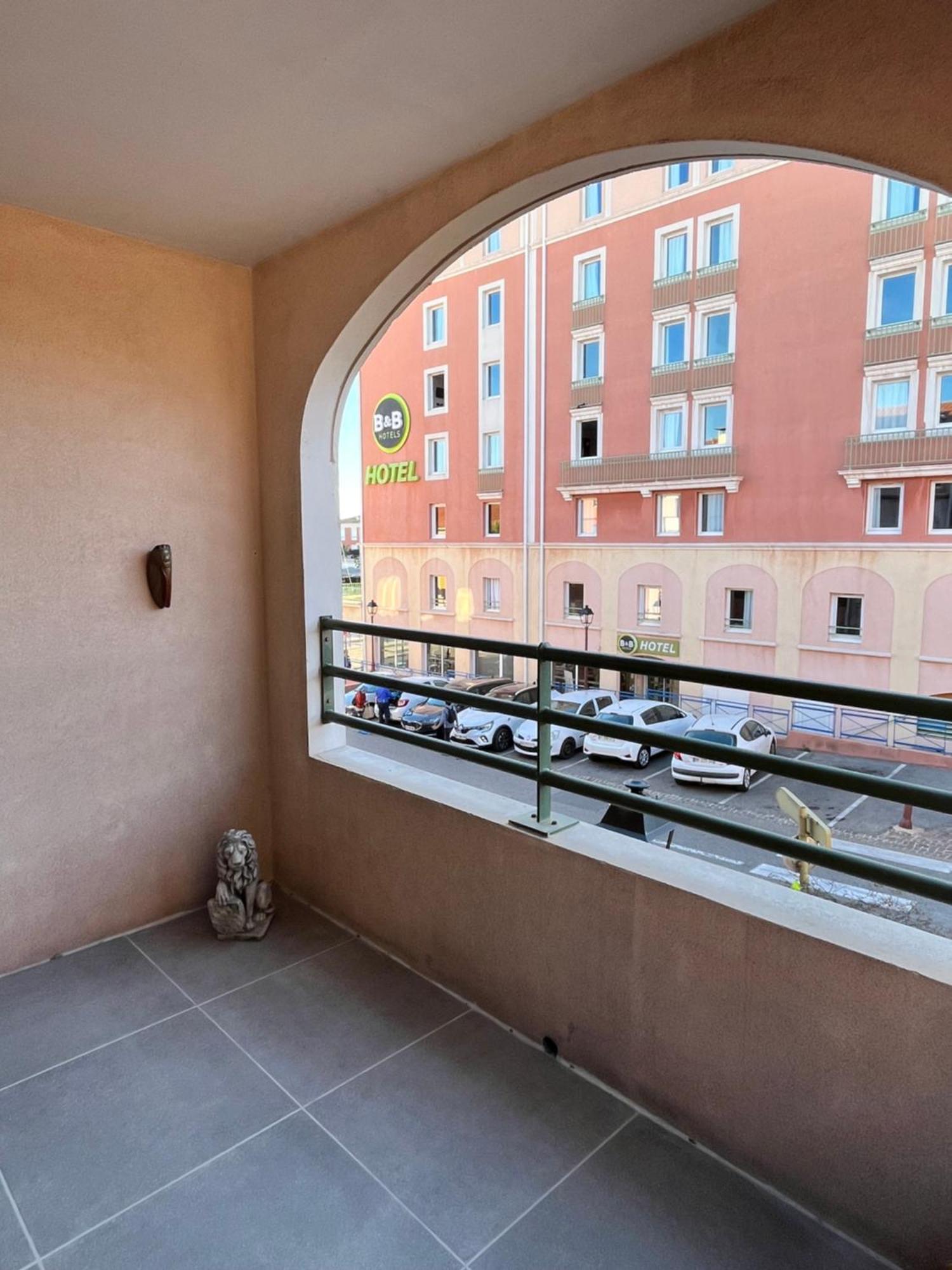 Appartement Les Terrasses Du Port Esterno foto